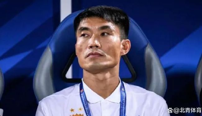 刘曼琼发现叶辰朋友圈空空如也，心中不禁有些失落。